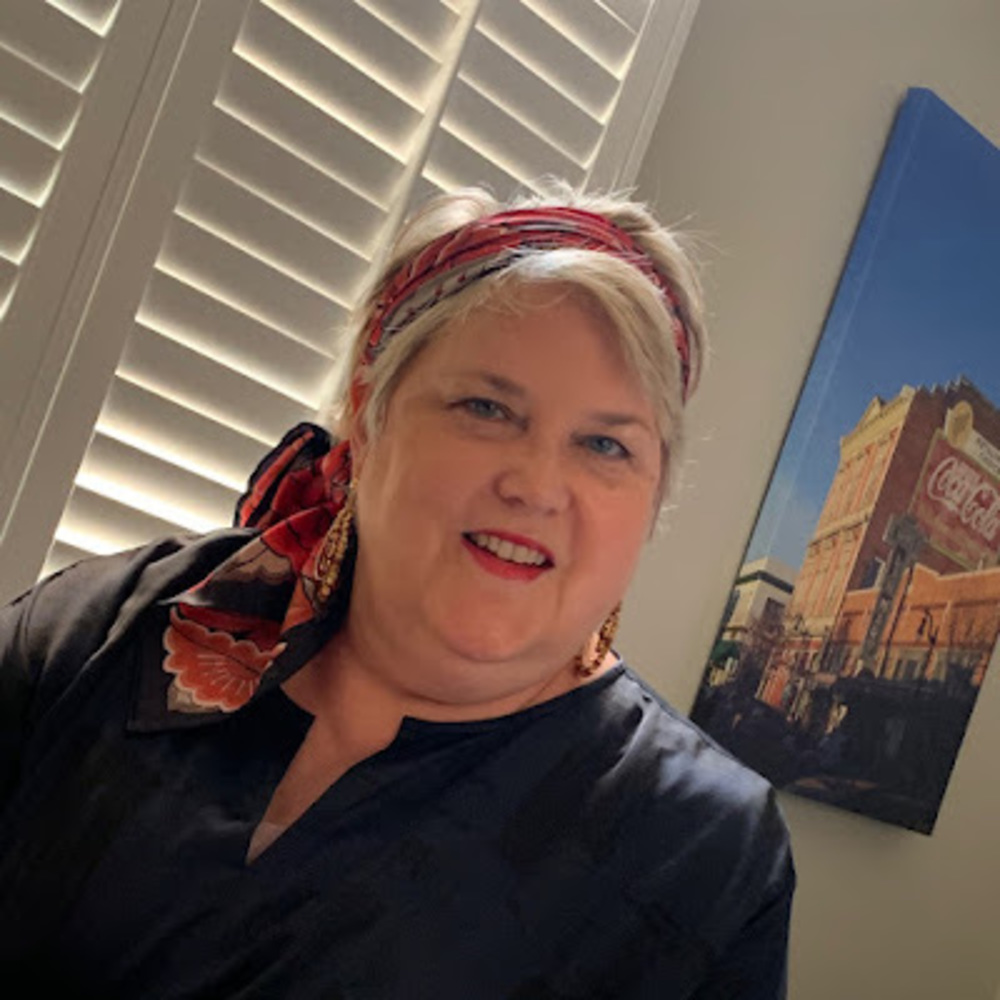 Meet your Posher, Bettina